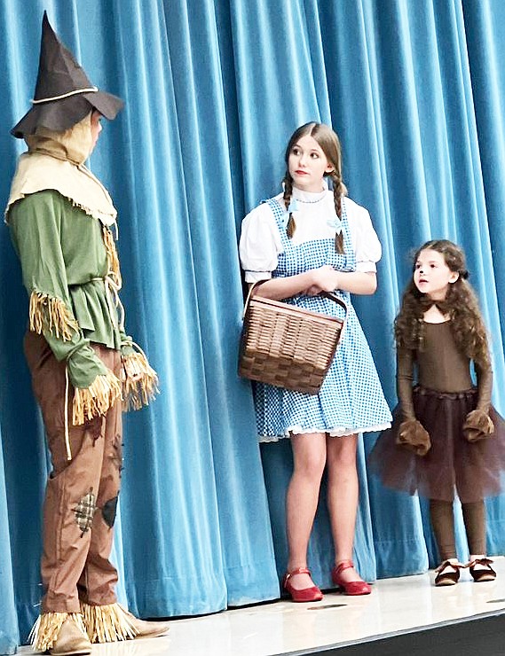 Grant County Community Theater actors perform “The Wizard of Oz” at Sheridan Elementary School in preparation for their May 13 opening show. The production will be performed at Lancaster Hall May 13-14, May 19-20 and May 21.