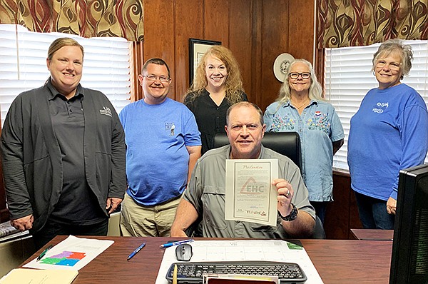 As a part of the observance, Randy Pruitt, County Judge, has officially proclaimed May as Extension Homemakers Month in Grant County by signing the proclamation. Also present on that day were Susan Thomason, Tyler Farr, Michelle Lamb, Elizabeth Jackson and Jeanette Shepherd. Photo Submitted