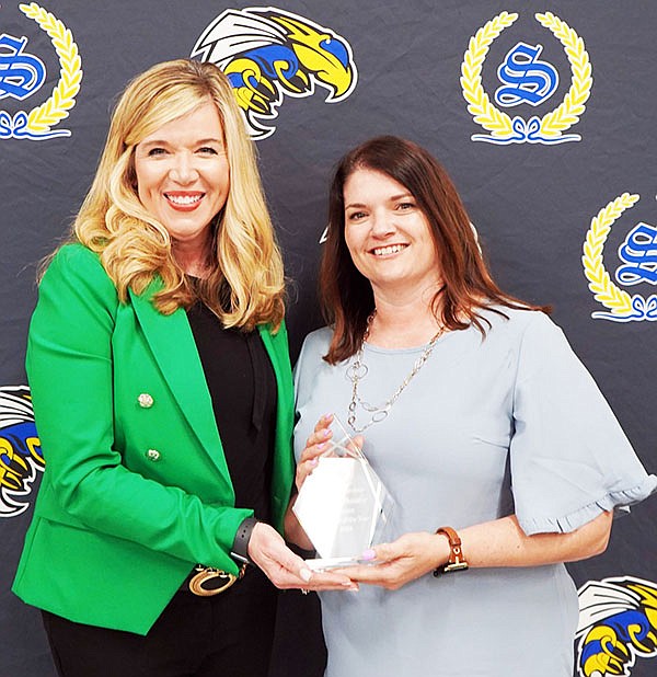 Sheridan Elementary School second grade teacher Cindy Whitaker was recently named the Sheridan School District Teacher of the Year. Photo Courtesy of Sheridan Schools Communications