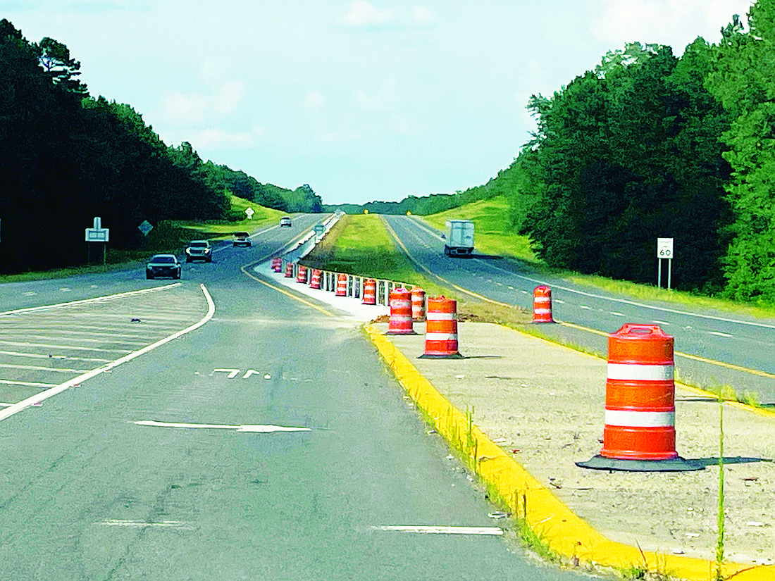 Cable barriers at the intersection of Highway 167 and Highway 35. 
(Photo by Gretchen Ritchey).